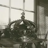 Kuretornets krona under renovering.