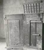 Detalj av kyrkbänk i Slottskyrkan.