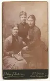 Potträtt på Sigrid Klefbeck, Sigrid Schönbeck och Sofia Thorson.