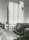 En silo i hamnen i Edsbruk.