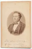 Till vännen J P Olson av sann högaktning från Jacques Pulchau. Skådespelare Jacques Pulchau [1830-1891].