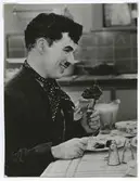 Chaplin, Charles
f.16/4 1889, d. 25/12 1977