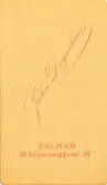 John Bökelund 1882.
Till Elin Engström från originalet årsdagen af en lycklig dag d 1/8 82.

John Dryselii Atelier, Kalmar.
