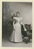 Okänd dam, troligen fotograferad i början på 1900-talet.