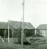 Gistor med en upphängd ryssja.