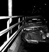 En av de första olyckorna på Ölandsbron.