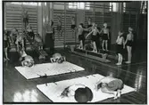 Gymnastikundervisning på Rostads folkskolesemimarium.