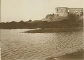 Borgholms Slottsruin från alvaret. under regnperioden augusti 1912.