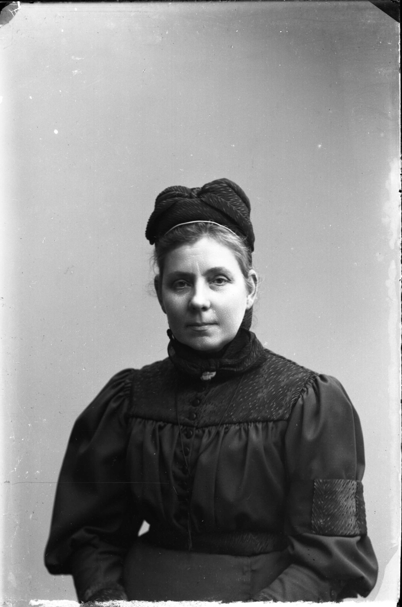 Calla Helena Sundbeck, Miss Ester Magnusson from Stockholm.