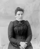 Ateljébild av okänd kvinna.