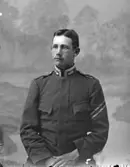 Ateljé. Officer. Fotograf: Ellen Kock? Axel Lundbäck m.fl. Gullspångssamlingen.Bilder från Gullspång med omnejd.