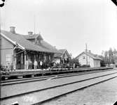 Finnerödja station 1890-talet.

Dagmar Eriksén drev fotofirma i Skövde (Södra Långgatan 12), Söderköping, Norrköping (Drottninggatan 36), Katrineholm och Stockholm (Drottninggatan 55). Dotter till fotograferna Annie och P. A. Eriksén. Deras övriga barn Harald, Hilda, Söborg och Anton var också fotografer.