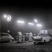 Bensinpriset = 74 öre per liter.