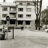 Bilden tagen från Hushållningssällskapets trappa vid tiden för högertrafikens början.