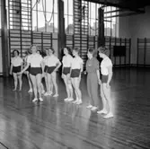 Seminariets handbollslag 1954. Lagledare Ingemar Alexandersson (Alex).