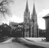 Skara. 
Malmgatan. 
Kyrkan sedd från väster, taget när 