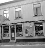 Skara. 
Marumsgatan 1967, 
Greens färghandel.