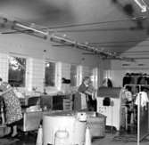 Skara. El-tvätten (maskintvätten) i Qvänsels uthus 1958.