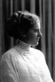 Helga Johansson 1912.