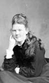 Goda Aqvelina Lugner, Jönköping.
Född 1859 i Jönköping
Fadern var hattmakare.
År 1900 är hon kontorsbiträde i Stockholm.