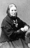 Louise Lefrén f. 1859, drev fotoateljé på Storgatan 11 & 20 i Stockholm. Firman etablerades 1880.