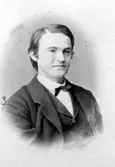 Pontus Wikner Uppsala.

Wikner, Pontus, 1837-88, filosof och författare, docent i teoretisk filosofi i Uppsala 1863-84, professor i filosofi i Kristiania (Oslo) från1884. W. Först ca 80 år efter hans död offentliggjordes skrifter i vilka han bekänner sin homosexuella läggning.
http://www.ne.se/jsp/search/article.jsp?i_art_id=342936
