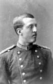 Löjtnant Carl Mårten Tottie.Född 1859 i Arboga.Bodde år 1880 i Stockholm.