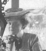 Karin  Walter.Dotter till Emma och Rudolf Walter.