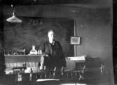 Folkskollärarseminariet, Skara 1908-1909.

Gerda Olsson, Önum, elev vid seminariet vid tiden, har samlat bilderna. (Album).

Gåva från Bertil Andersson  Lassagården, Vara. 18/3-78.