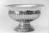 Museets samlingar. 
Skål av silver. Inv. nr: 85764.