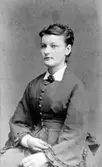 Carolina Josefina Rydholm f. 1827 d. 1880. Drev fotoateljé i Uddevalla 1860-1880. Syster till Sven Leonard Rydholm.  Övertog sin broders ateljé på Södra Drottninggatan 13.