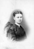 Mathilda Sjöstedt, sedermera fru Broberg.inv.nr. 86879.