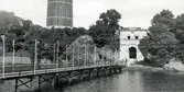 Den tillfälliga bro som under 1920-talet fanns över Systraströmmen.