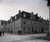 Bostadshus på Västra Sjögatan - Södra Långgatan. 

Winellska samlingen