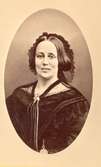 Lagmanskan Matilda Teresia Aurora, född Murray.
Född 1815, död 1881, gift 1843 med häradshövdingen i Norra Möre; J P Berg. Född 1803, död 1888.