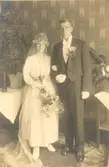 Vigsel 1918 i Kalmar.
Otto och Astrid Johannesson f. Nilsson, född i Kalmar 1899. Död i tuberkulos i januari 1932. Efterlämnade två döttrar, Maj-Britt och Siv. AJ:s mor Emma Sofia Nilsson f. Jonsson bodde på Västerlånggatan, men drev pensionat vid Storgatans västra del. Dog 72 år gammal i september 1935.