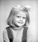Flickan Hederström. Foto i november 1945.
