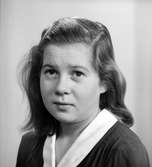 Fröken Ulla Valter. Foto i november 1945.
