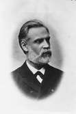 J A Bång, född:1831 Död:1912.  Enligt uppgift även skepps-byggmästare och grosshandlare. Son till skeppsbyggmästaren L A Bång. (se bild C 538 och C 539)