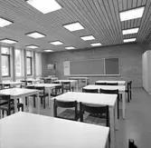 Nya församlingshuset i Bomhus, exteriör. Mars 1975