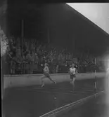 Polis Erik Brunkvist. Född: 7/12-12.
Sprinter i Gefle IF 1936-1937.
