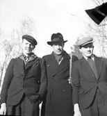 V Vikstrand och Per Vikstrand med ledare. Årsunda