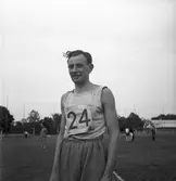 Stavhoppare Nils Fogman. GIF