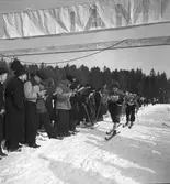 Gefle mästerskapen på skidor i

Strömsbro 1942.