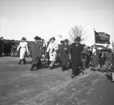 Första Maj och majblomsförsäljning. 1947