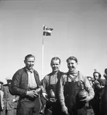 Motortävling på näringen i Gävle.

26/6 1946
