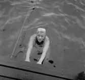 Simmarflicka, Gunnel Ekström, Harnäs 1946.