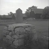 En milstolpe, eventuellt i Lindersmåla i Ålems socken.