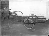 Cykel med kärra.