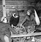 Undersvik,
Hembygdsgården renoveras,
December 1971